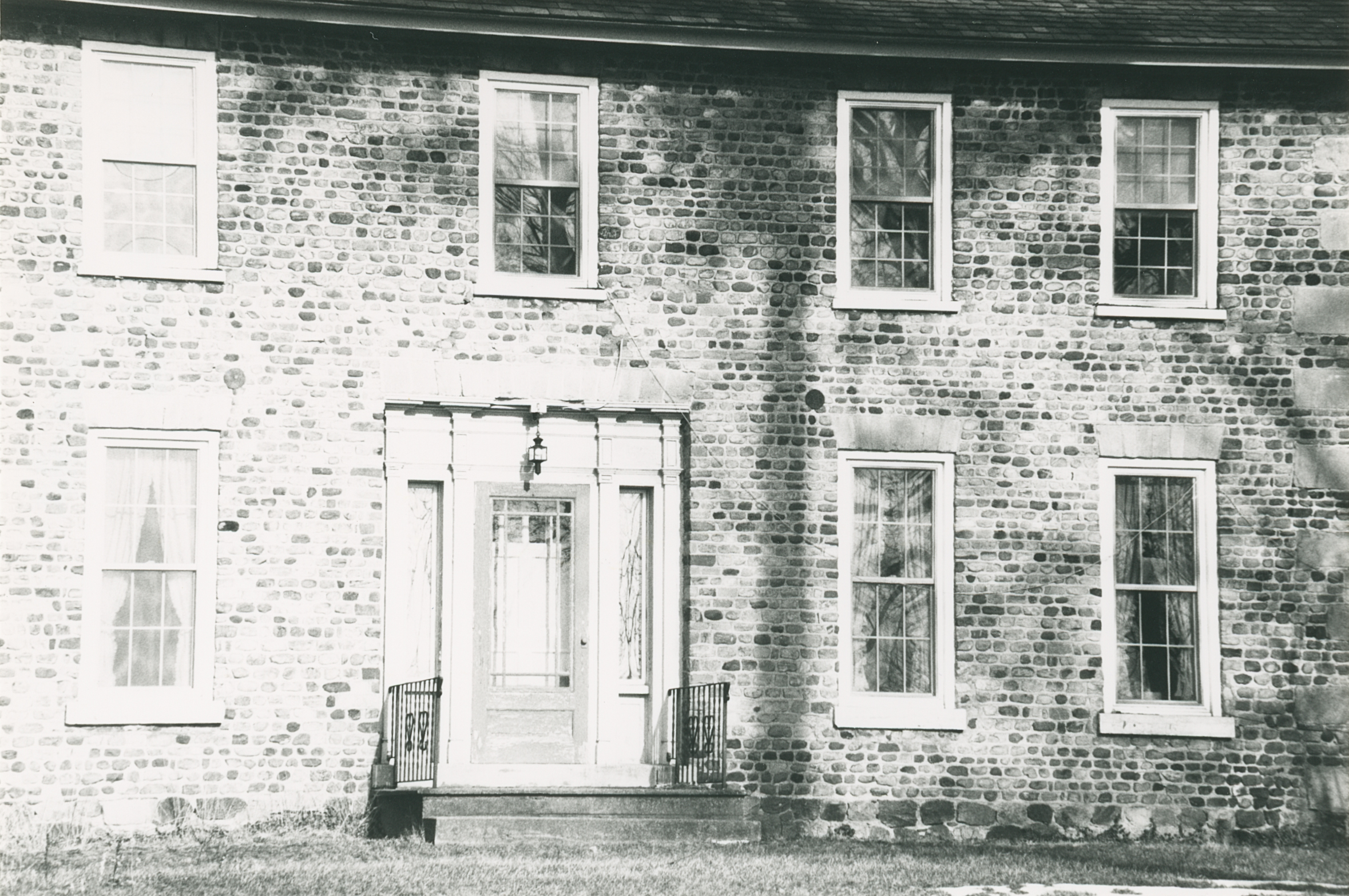 Phe-11 1092 Pinewood Rd 6